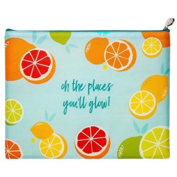 Thrive Causemetics Bag - Picture 1 of 9